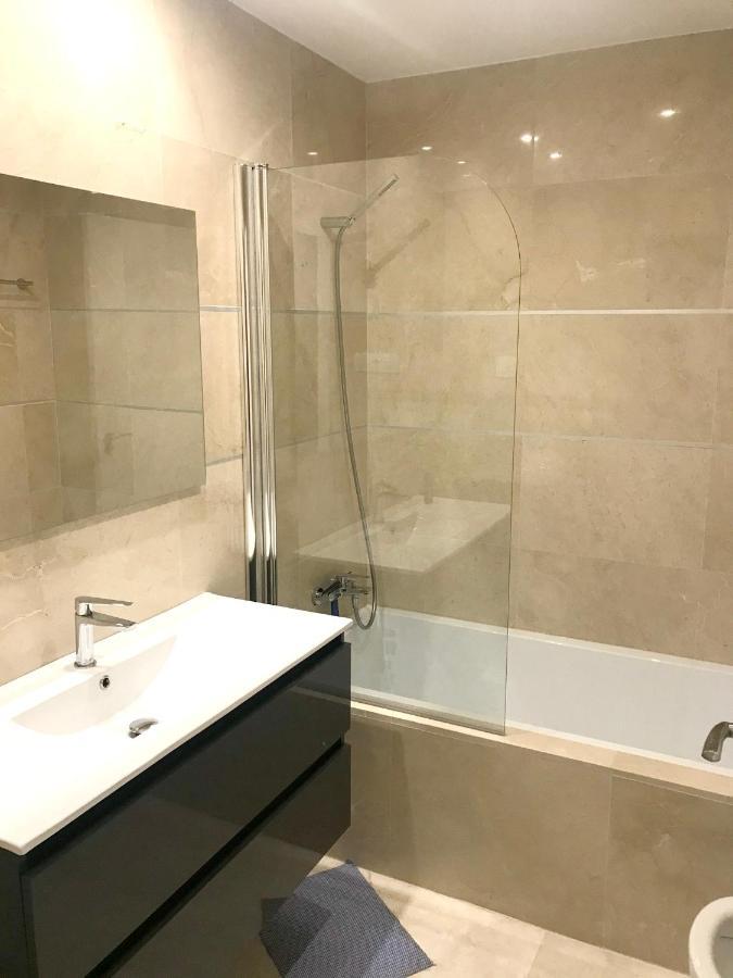 Spacious Apartment With Views In Malaga 77 M² Shared Pool San Luis de Sabinillas Exterior foto