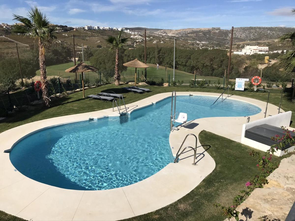 Spacious Apartment With Views In Malaga 77 M² Shared Pool San Luis de Sabinillas Exterior foto